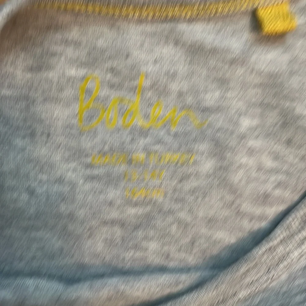 Girls Boden Bee Kind Gray Long Sleeve T-shirt size 13-14 Y - Picture 5 of 5